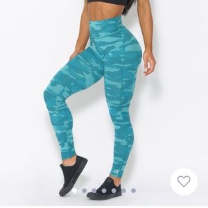 Bombshell Sportswear Teal Camo Leggings
